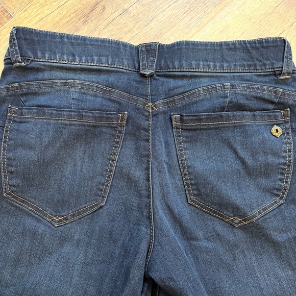 Democracy Ab Solution Denim Shorts High Waist Stretch Distressed Womens Size 4 - Picture 7 of 14